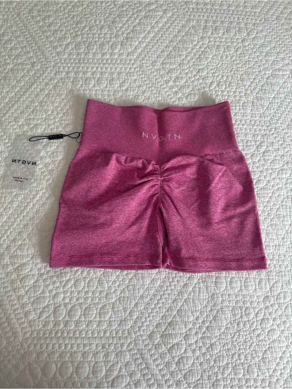 NWT NVGTN Bubblegum Pink Scrunch Seamless Shorts XS
